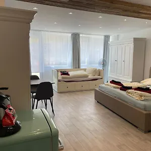 Apartment Beutelsbacherstr. 12 B